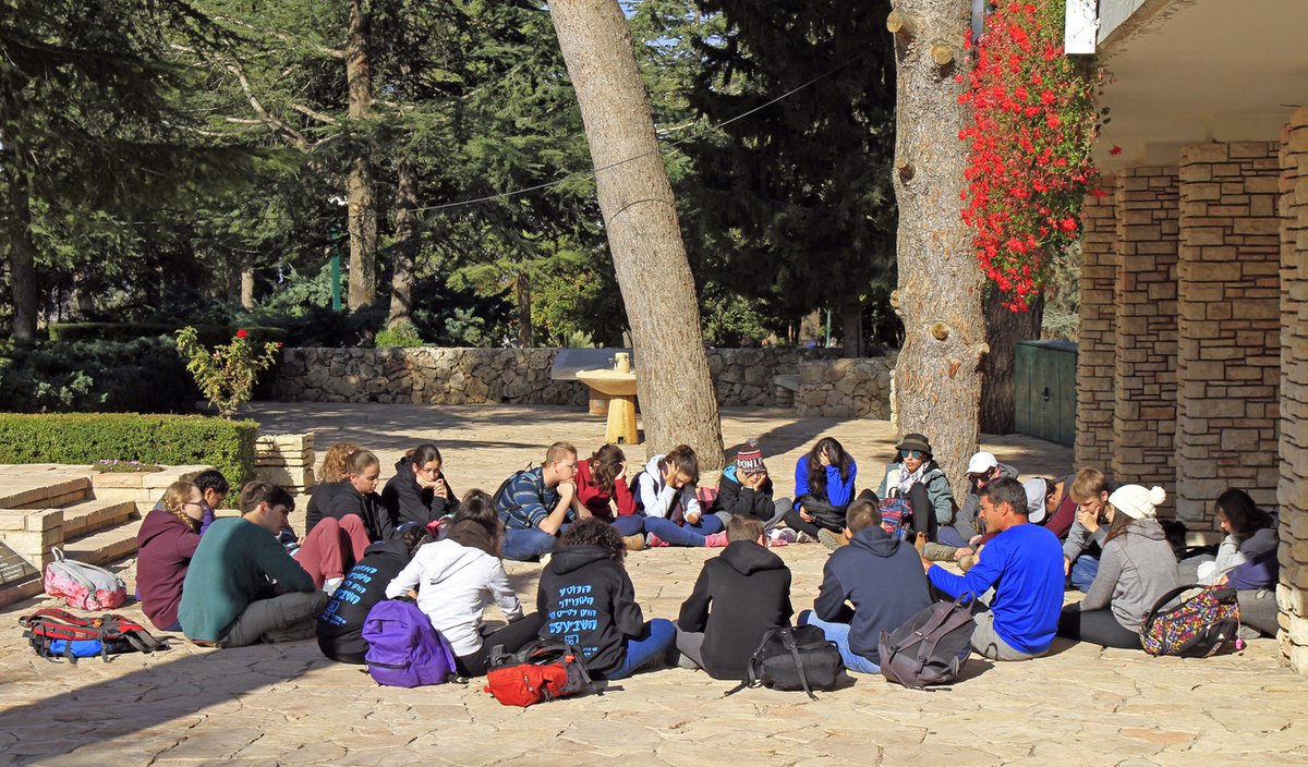 BFHU1925's tweet photo. The HU hosted a landmark intl. conference on Jewish education in Israel and the Diaspora, bringing together voices from across the world for an important conversation about the future of Jewish learning and identity 
Read: https://t.co/pTv1ggAdcx 
#JewishEducation #JewishIdentity https://t.co/wadGotCHJE