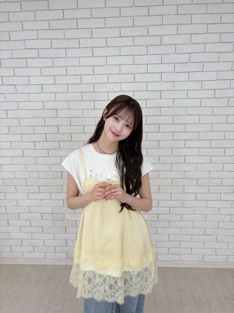 AKB48_staff's tweet photo. ⋱📺いともものお知らせ🍑⋰

明日6/4(木)5:25～放送
フジテレビ「 #めざましテレビ 」に
 #伊藤百花 が出演します🕊 * :ﾟ

スタジオにも登場！
ぜひご覧ください🎀´‐
#イマドキ #めざましじゃんけん #AKB48

@cx_mezamashi
@momoka_ito1206 https://t.co/UJ8x0o1DIs