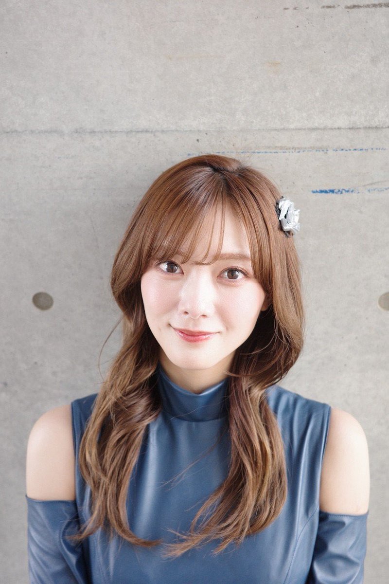 po_de_'s tweet photo. この透明感がアイドルってやつか

 #HonoBlog https://t.co/TGUfTucnAb