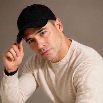Christ0opherr's tweet photo. #NuevaFotoDePerfil https://t.co/D4FVKlDESs