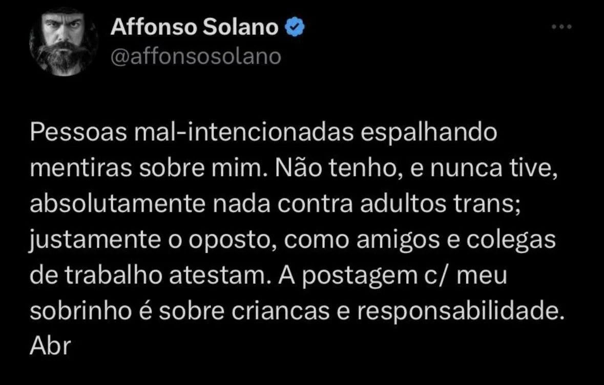 Sensenon05's tweet photo. Thread pequena explicando a última treta da jambô #boicotejambô, #expediçãoescarlate, #ordemparanormal, #tormenta20.

Estou abrindo essa Thread porque recentemente a jambô convidou uma pessoa com diversas falas racistas, transfobicas e homofóbicas (RECENTES) para uma live+ https://t.co/eEcQJE0aNw