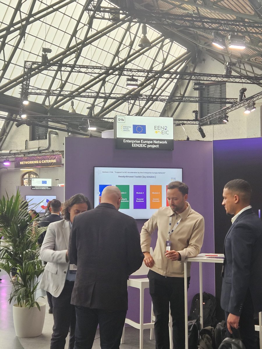 EEN_EU's tweet photo. 📅 The #EICSummit2026 is underway!

We are on site with a dedicated stand, connecting with innovators, startups &amp; scaleups from across 🇪🇺.

Today, the Network also took to the stage to discuss how to make the most of the #EUeic Pre-Accelerator in Widening Countries.

#EENCanHelp https://t.co/x2rac9TaDm