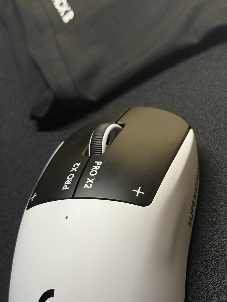 s1ghtgg's tweet photo. Logitech PRO X2 SUPERSTRIKE https://t.co/TLnDsb6vwk
