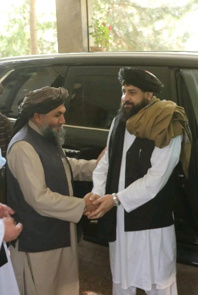 Abohozifa2233's tweet photo. #دفاع وزیر مولوي محمد یعقوب مجاهد
 او د کابل خادم والي ملا امین الله عبید 
حفظهما الله❤ https://t.co/0DDmxSCkHL