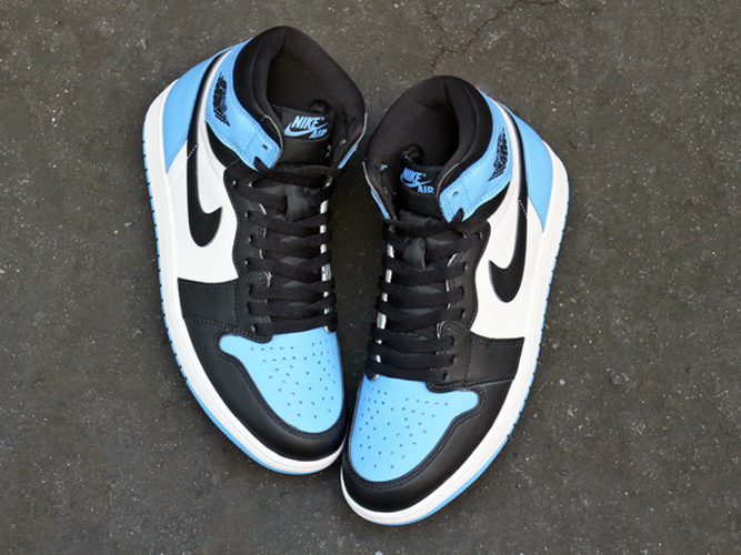 sneakershopskit's tweet photo. AIR JORDAN 1 RETRO HIGH OG
2018年2月に発売された"BRED TOE"(555088-610)の"UNC"バージョン"UNC TOE"
https://t.co/YMMaxGOsa8 https://t.co/dPzCREzRh5