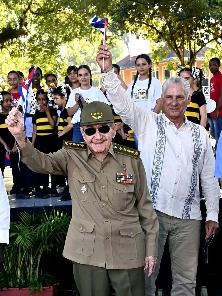 somosencomil's tweet photo. Lleguen nuestras sinceras felicitaciones en su cumpleaños desde #Encomil
#RaulEsRaúl
#95DeRaúl
#LaPatriaSeDediende
@JosCarlosV5702
#Gempil
#IndustriasCuba https://t.co/jnfZQ8XzmR