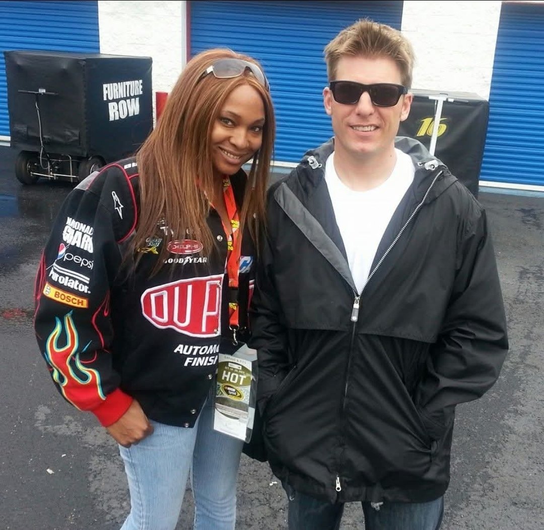 riananicole's tweet photo. Happy birthday, @jamiemcmurray! It's always a pleasure to see you, but it seems it's always at @TALLADEGA. The first pic is from the weekend you won the fall race in 2013 there, and the other is from this year. 🥳🎂 Anyway, enjoy your day! https://t.co/i2DLTceiAo