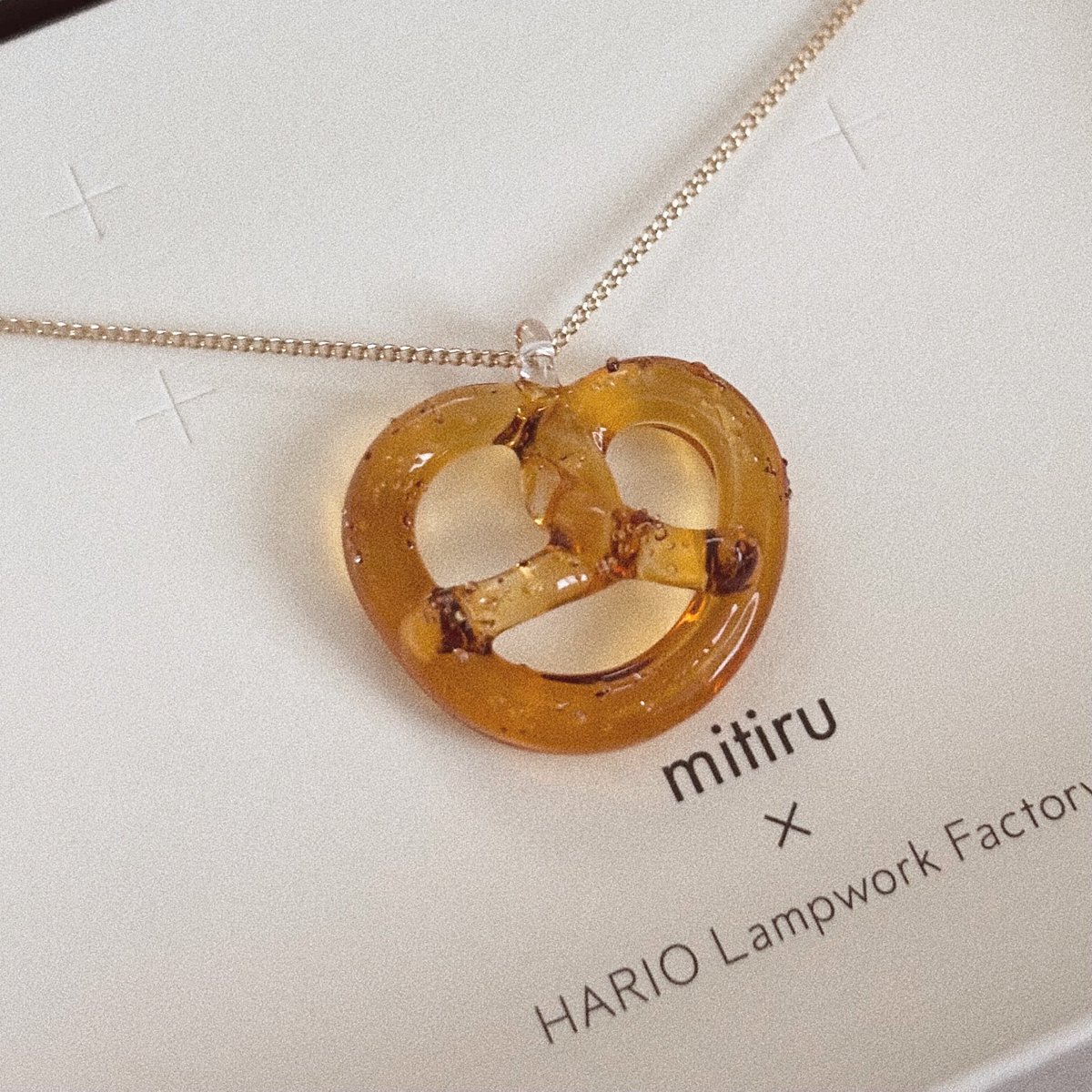 mcr_0315's tweet photo. #生活のたのしみ展 購入品
プレッツェルのネックレスがどうしても欲しくて🥨 https://t.co/Q6gw8u4RJm