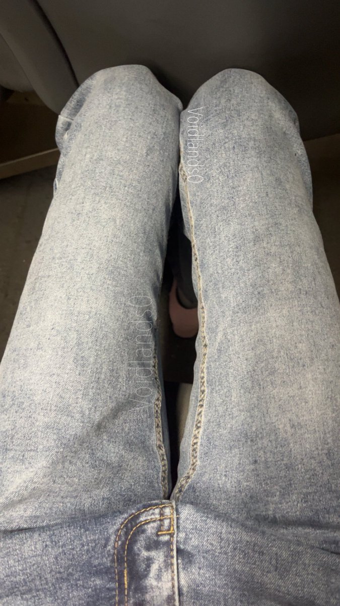 voidlands0's tweet photo. Im going to wear the fawk outta these pants !!!!
#edtwt #thinspo #thighgap #blkedtwt https://t.co/gBnc5DhdQK