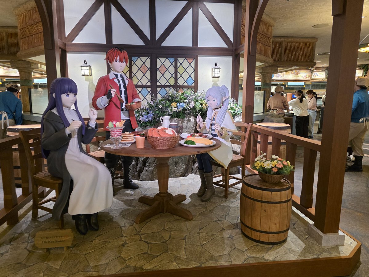 0_fuyuk's tweet photo. USJ！フリーレン好きな人絶対行くべき https://t.co/K2XpmVFKXm