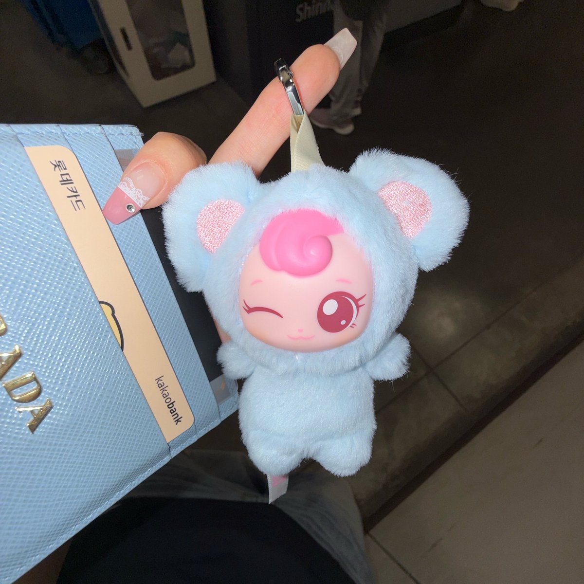 p6ngee's tweet photo. 자려고누웟는데 갑 자 기 https://t.co/13ne1mOCc6