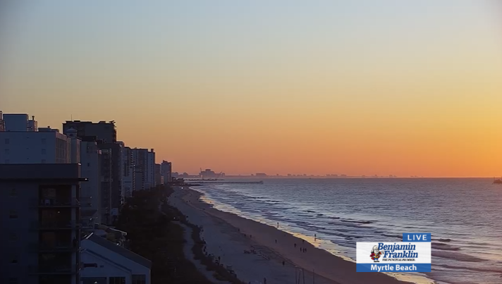SimonWPDE's tweet photo. A beautiful view of Myrtle Beach this morning 😊 You'll definitely notice the drop in humidity feeling crisp out there this morning! https://t.co/QTpBHFTgPL