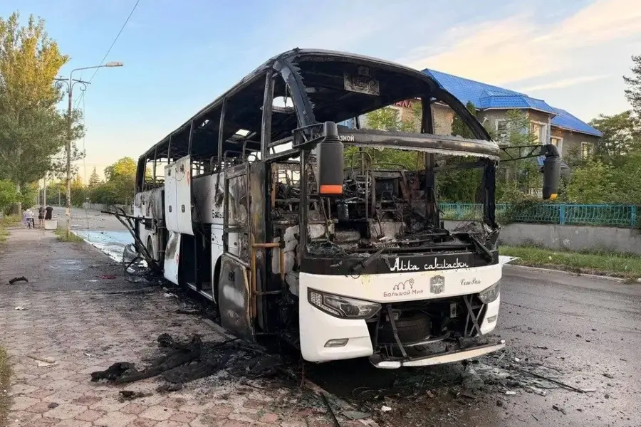 casacasala's tweet photo. #Ucraina #2Giugno #Meloni
Tutto bene @GiorgiaMeloni e @GuidoCrosetto ?
Attacco terrorista di droni lanciati dall'Ucraina contro un autobus civile russo in viaggio da #Mosca a #Simferopoli, in #Crimea, causando la morte di 7 civili.
In droni hanno componenti di imprese italiane https://t.co/OgnGNt9ZTJ
