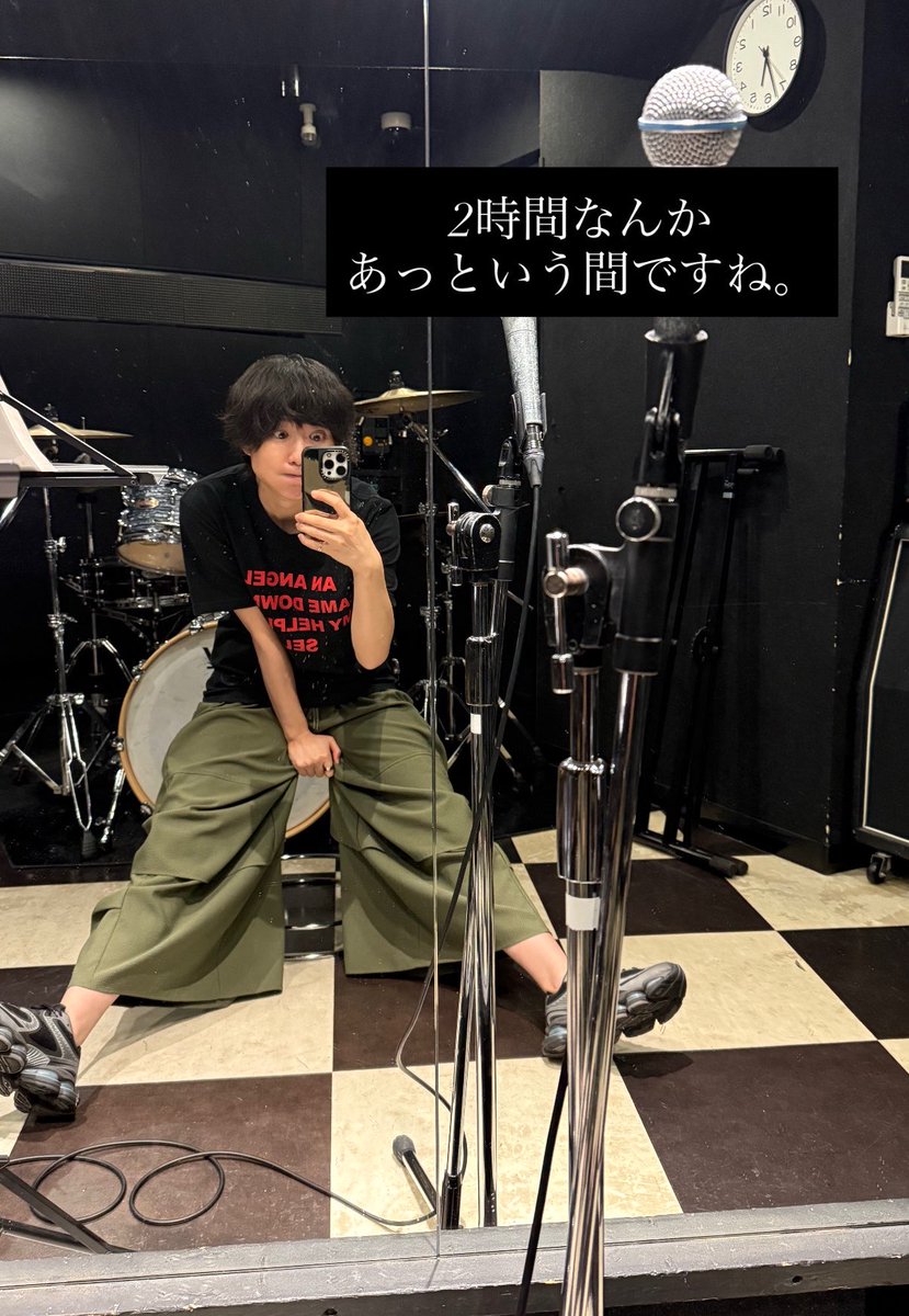 seta_twi's tweet photo. スタジオ練、開始っ😤

歌を歌っていると、2時間なんて真夏のアイスくらい早く溶ける。 https://t.co/bZHZquLO1Z