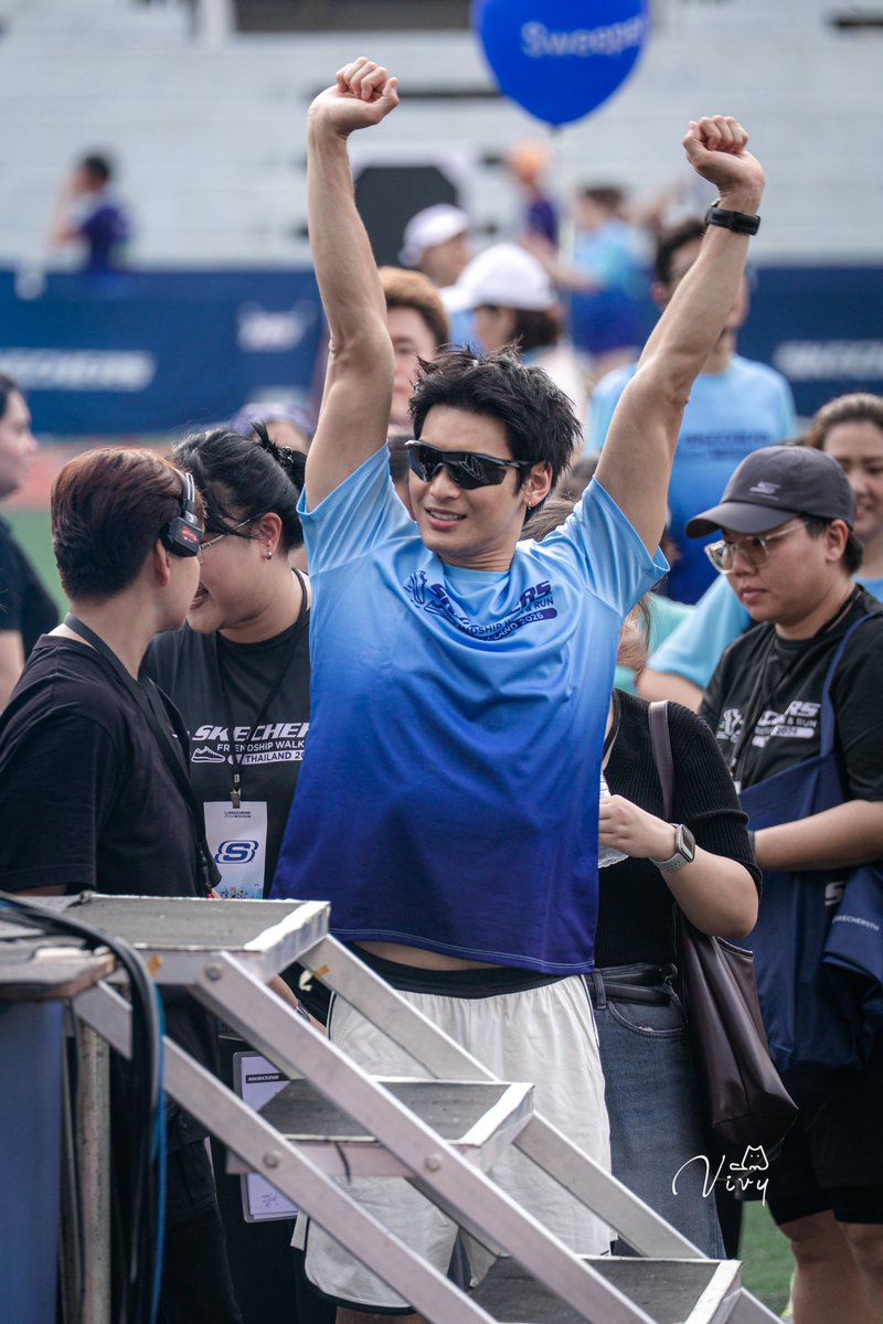 vivy_moon's tweet photo. แม่ต๋า น้อมโปเมื่อยแย้ววว  (੭˃ᴗ˂)੭

#SkechersFriendshipWalkandRun2026 
#SkechersxAPO #ApoNattawin https://t.co/WXB3mMtaqT