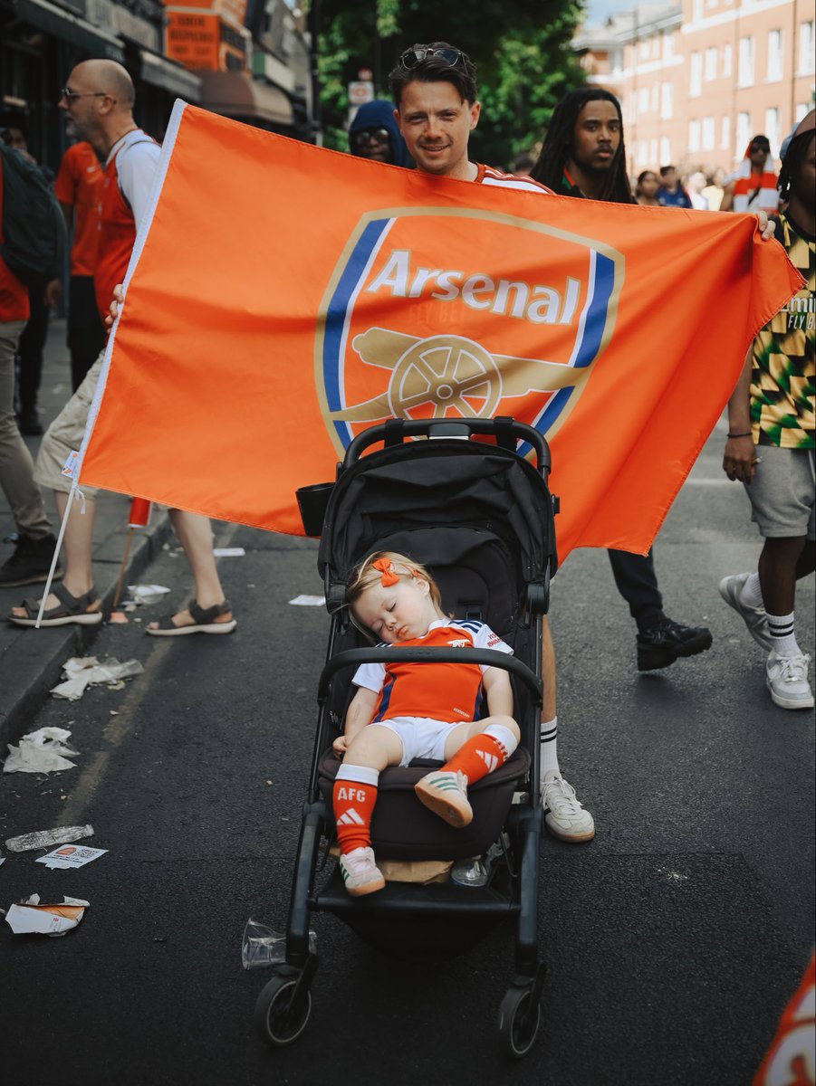 adisaolashile's tweet photo. Hi guys , I have 4 pictures to convince @Arsenal that I can be part of their photography team 😅❤️ I hope they see this 🙏🏽 https://t.co/DvyXo1glwU