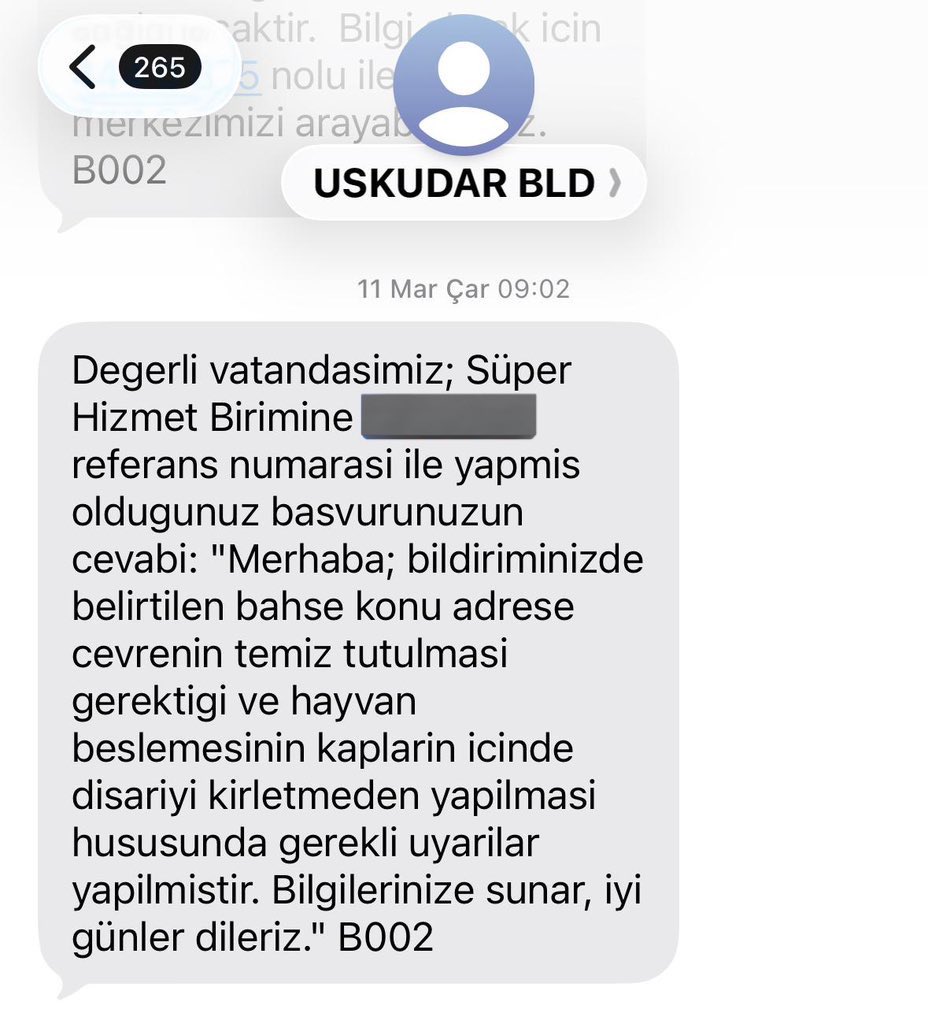 Heiberil's tweet photo. ÜSKÜDAR 
Köpekleri toplamayıp, etrafa çiğ et saçarak köpekleri buraya alıştıran ve çevreyi kirleten işyerine ceza yazmayan belediye sen ne iş yaparsın?! 
Bulgurlu Mahallesi Kurudere Sokak ilkokul civarı burası!!!
@uskudarbld @sdedetas 
@TC_istanbul @devrimkocak @Av_MeltemZorba 
+ https://t.co/56RqtJnDXw