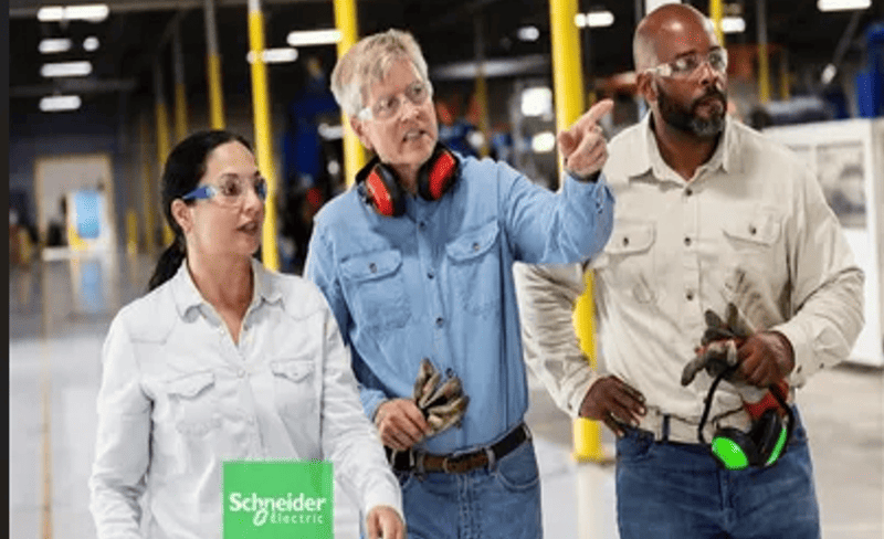 infoPLC_Plus's tweet photo. Schneider Electric, referente en inclusión del talento senior
https://t.co/mU2o4jHCeW
La empresa apoya a los empleados en etapas avanzadas de su carrera profesional compartiendo conocimientos y favoreciendo la colaboración intergeneracional. https://t.co/q8OLxbs8Jb