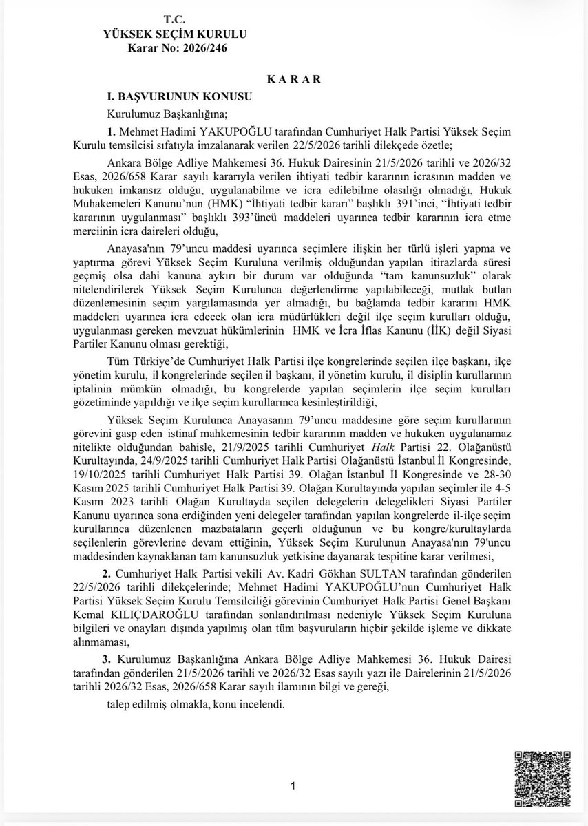 muratagirel's tweet photo. YSK gerekçeli kararını açıkladı 

YSK, hukuk mahkemelerinin verdiği kararların icrası konusunda kendisine Anayasa ve yasalarla verilmiş bir yetki bulunmadığını belirterek, mahkeme kararının uygulanması veya uygulanmaması hususunda görevli merci olmadığını ifade etmiş.

Yani YSK, istinaf mahkemesinin kararını denetleme ya da uygulama makamı olmadığını söyleyerek kendisini sürecin dışında konumlandırmıştır.