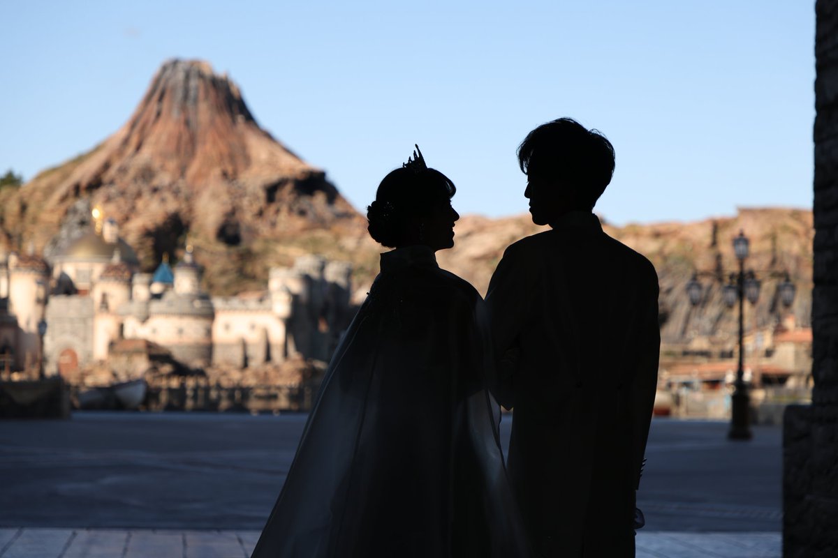 marimari_magic3's tweet photo. なんかFMHの写真が話題なので見返してみたけど何の不満もない、、、
レタッチの雰囲気も好き、、、

たしかに、FTWはカメラマンさんによってすごく差が出てくるのは花嫁会でアルバム見比べた時から知っている🙄
このカメラマンはダメ！
とかよく聞いていたもんな…😂 https://t.co/2mJMaA3iN6