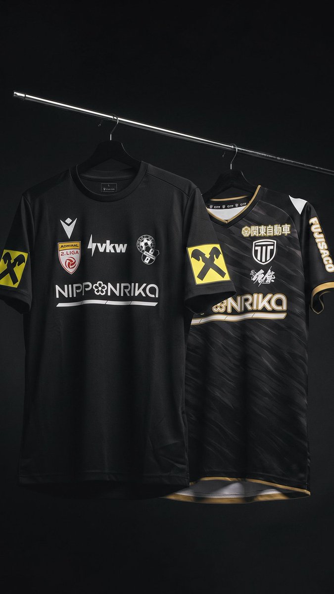 swb1919's tweet photo. Ein neues internationales Kapitel beginnt.

Schwarz Weiß Bregenz und @tochigi_city_ aus Japan gehen eine strategische Partnerschaft ein.

🇦🇹X🇯🇵

Mehr Infos: https://t.co/qbtm6L3Iz7 

#schwarzweiss #bregenz #tochigicity #partnership https://t.co/38JoHsGEkV