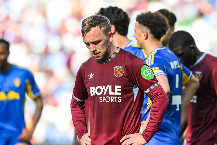 kumbdotcom's tweet photo. Bowen, going, gone? (by Paul Walker)
https://t.co/V0Kas0yHUU
#koyi #whufc https://t.co/KLmhPlGC9F