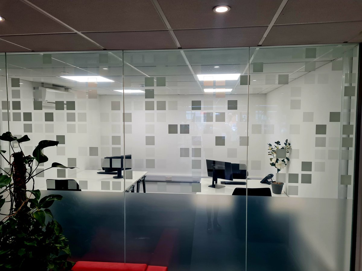 OfficeHunt1's tweet photo. Elegantly designed workspace in Waltham Abbey. Contact Office Hunt to book a viewing appointment! #officetolet #officespace #officesearch #officehunt #WalthamAbbey #Essex  #businesscentre #servicedoffice #privateoffice #virtualoffice #coworking https://t.co/f8WUBdnZhE