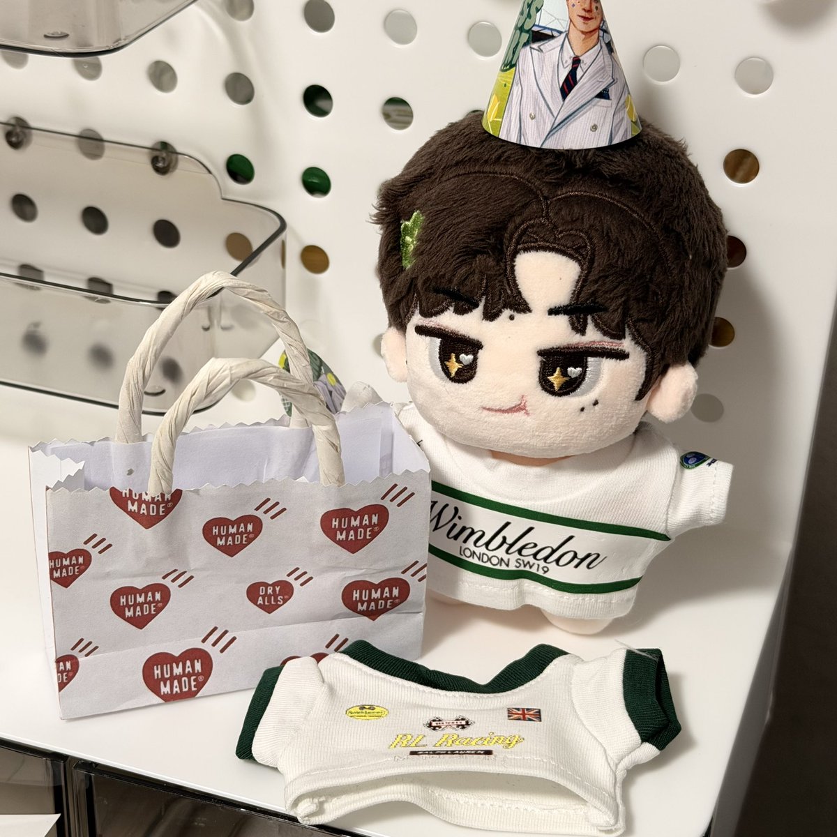 alwaysforwon's tweet photo. thank you for the gift @jollyjjongybee https://t.co/sIXluFNELJ