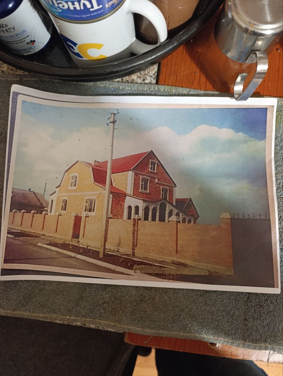 JuliaSubbotina1's tweet photo. This is what Gennady's (80) house in Gulyai-Pole looked like, and this is what's left of it now

6 seniors today
My 🅿️🅿️ is subbotinawed@gmail.com https://t.co/PPjneSglEu