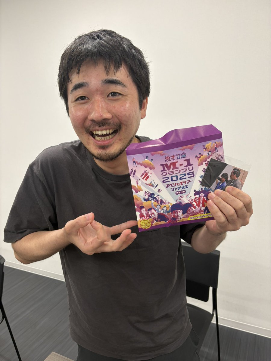 jinpel_'s tweet photo. M-1ツアーファイナル
ポットさんランダム封入トレーディングカードでエバースさん出て早速【求】ご提示ください https://t.co/tmUHD8xwn0