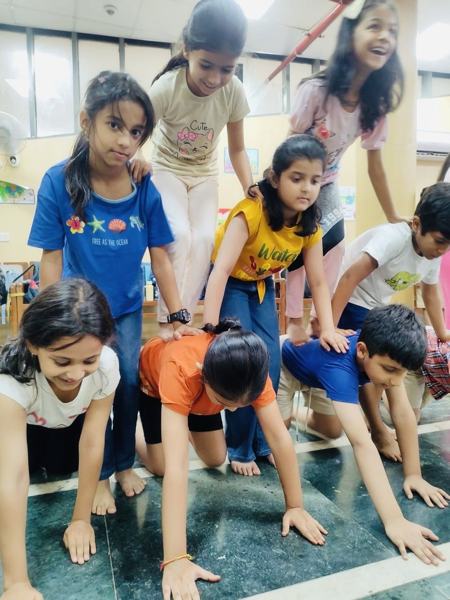 TSCSLibrary's tweet photo. Day 3 of ongoing Theatre Workshop for children being organised in the Library.
Resource person: Subhasis Neogi
#SummerFest2026 @RrrlfKolkata https://t.co/ej9zPDwSXl