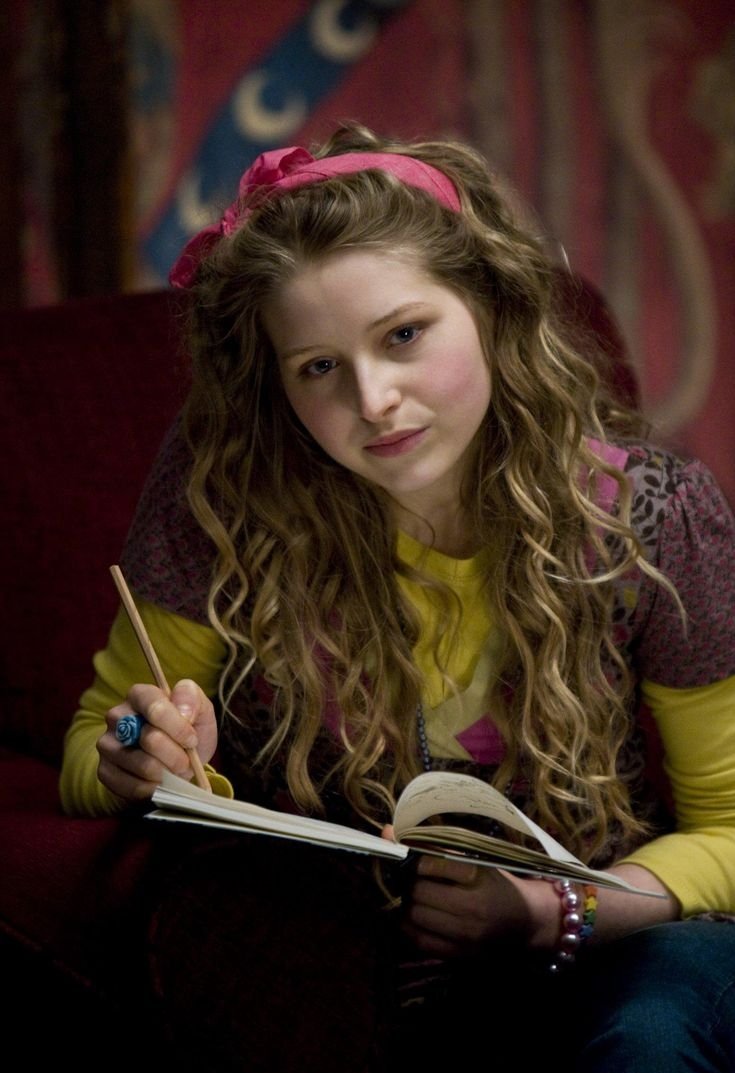 Priite11's tweet photo. 8. Chloe Cherry
9. Jessie Cave
10. Sarah Jayne Dunn https://t.co/ZWvoJAVsoh