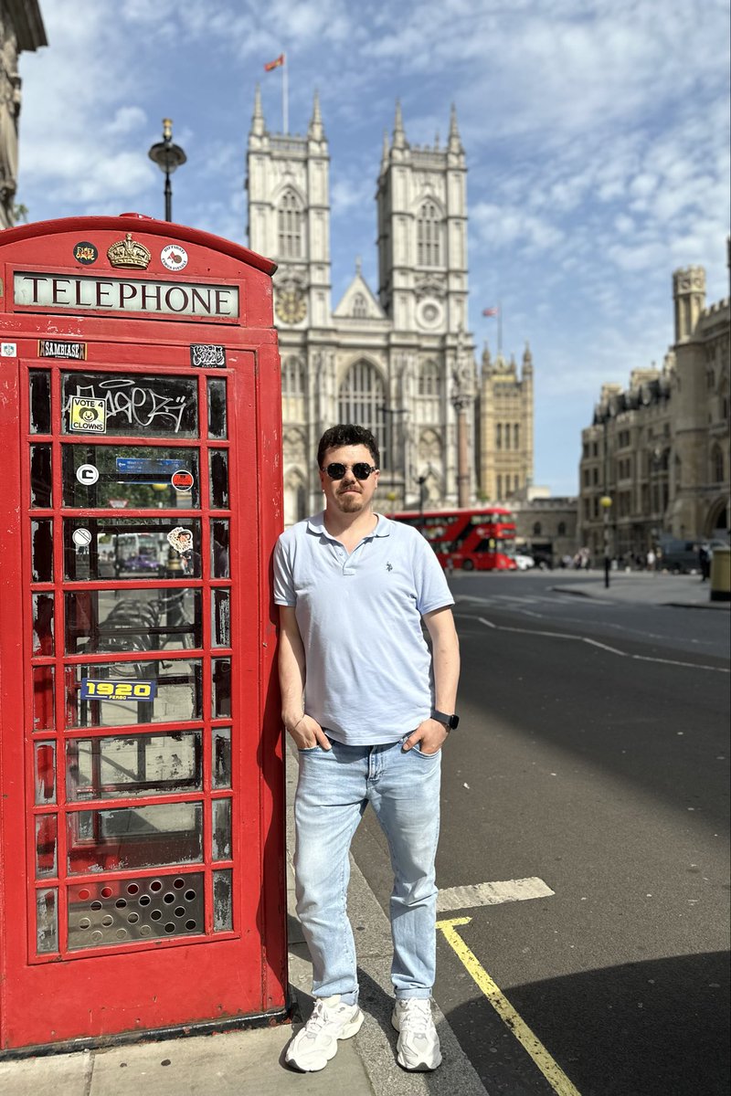 qkhnydrm's tweet photo. #london #ingiltere https://t.co/7K7j0C90VZ