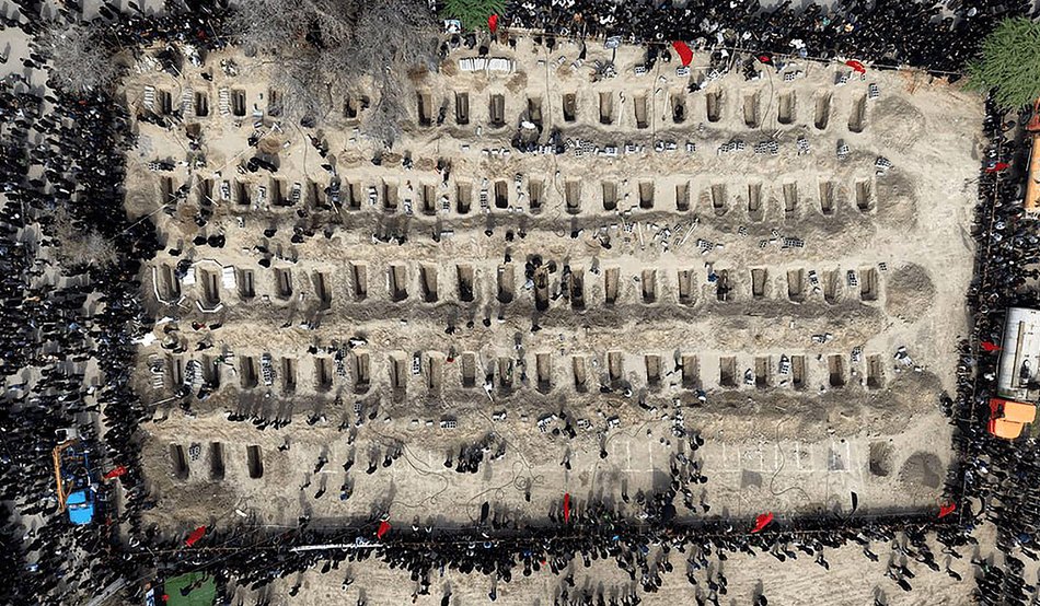 mostasna17's tweet photo. Over 1,200 schools damaged. 346 students, teachers, and staff killed (279 of them students). This is not war. This is the systematic destruction of an education system.
Teachers of the world, where is our voice? Read #Letter4U. Stand in solidarity with Iranian educators.
#Minab https://t.co/q97B5rNcvP