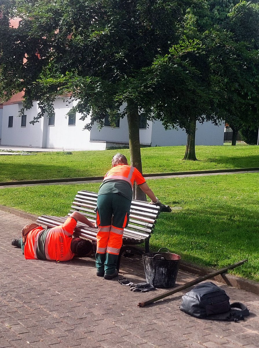 EMULSAGijon's tweet photo. #Gijón #Xixón #EMULSA
#GijonNosImporta #gijonmedioambiente @gijon https://t.co/kKycQzMJty