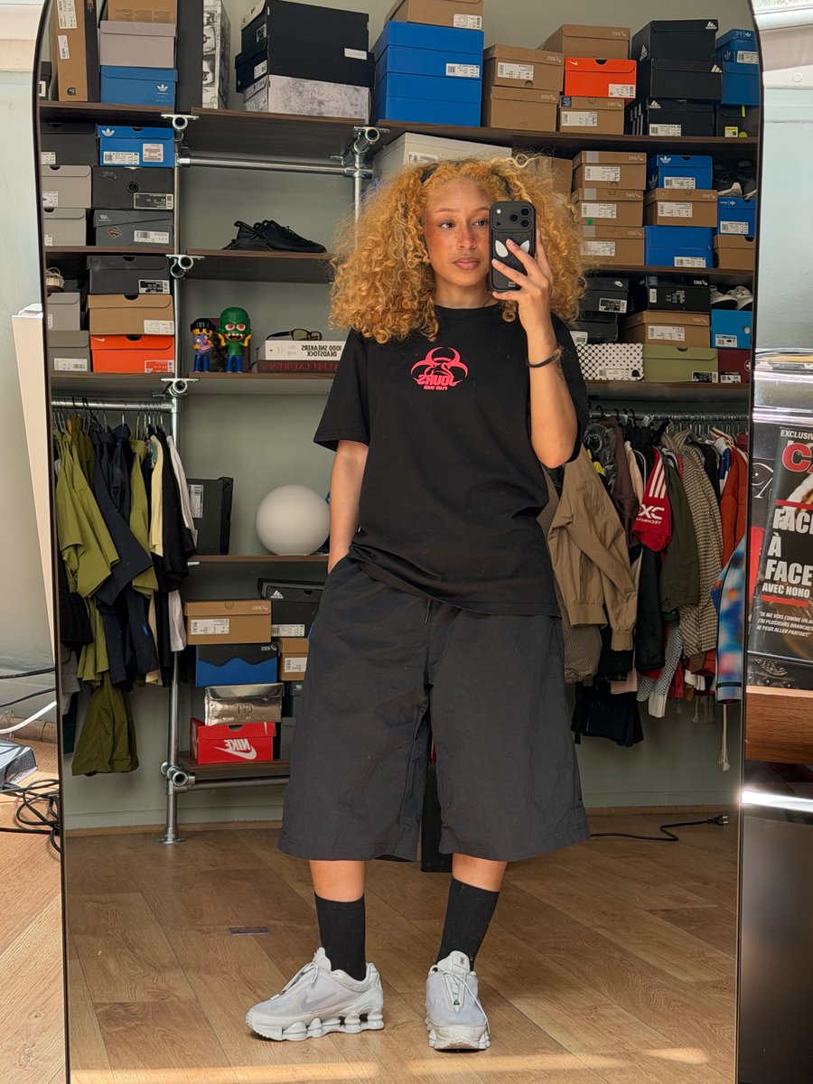 CaminoTV's tweet photo. Le bermuda technique decathlon à 20€ en noir ou bordeaux, le plavons est toujours bon

https://t.co/CULtxMe5Oj https://t.co/eKLpCYJhdg