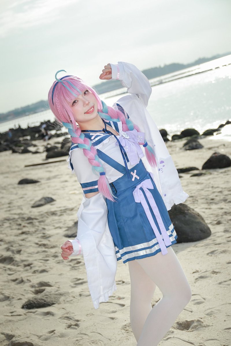 chiemiii0212's tweet photo. unfortunately my holiday has ended and i am back in sg

anyway have a good mid week 
ヽ(*´＾｀)ﾉ

📸: (ig) xeno.tan 
#minatoaqua #hololive #cosplay #湊あくあ #ホロライブ #コスプレ https://t.co/cXssoQG5TS
