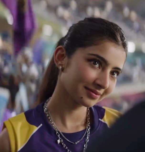 saraarjunloops's tweet photo. cricket girlfriend in kkr merch ☆ https://t.co/428eC6Znp0