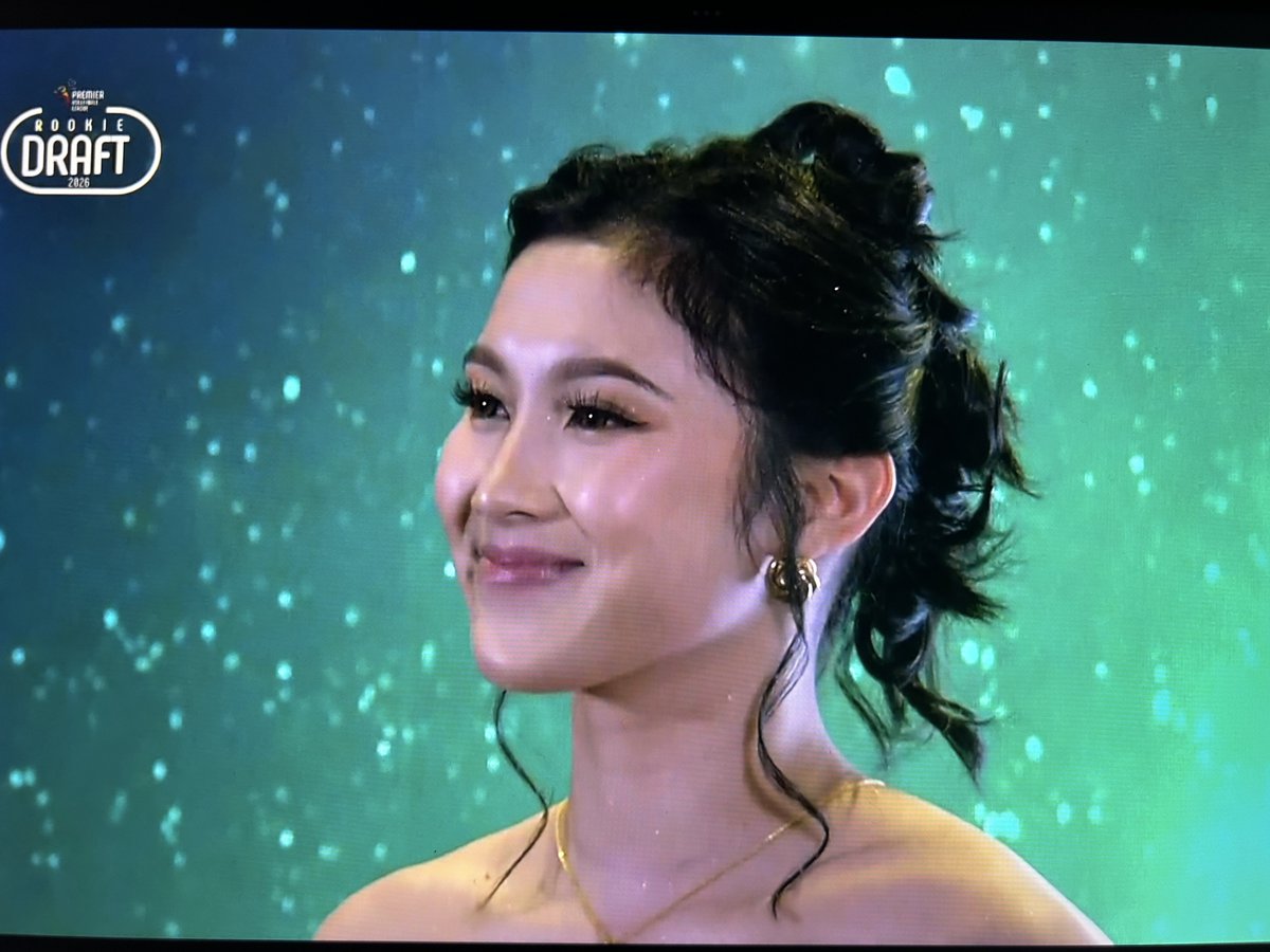 tj_canino's tweet photo. GANDA NI DETDET 🥹💛 https://t.co/MjjWT9P0gS
