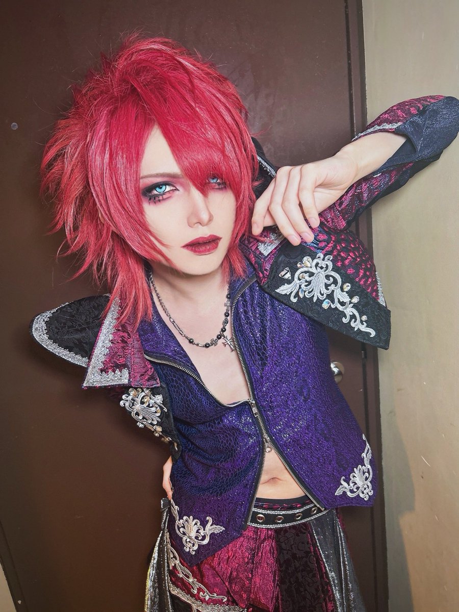 blz_nero's tweet photo. Visual Kei💋 https://t.co/WWxbSGDrcc