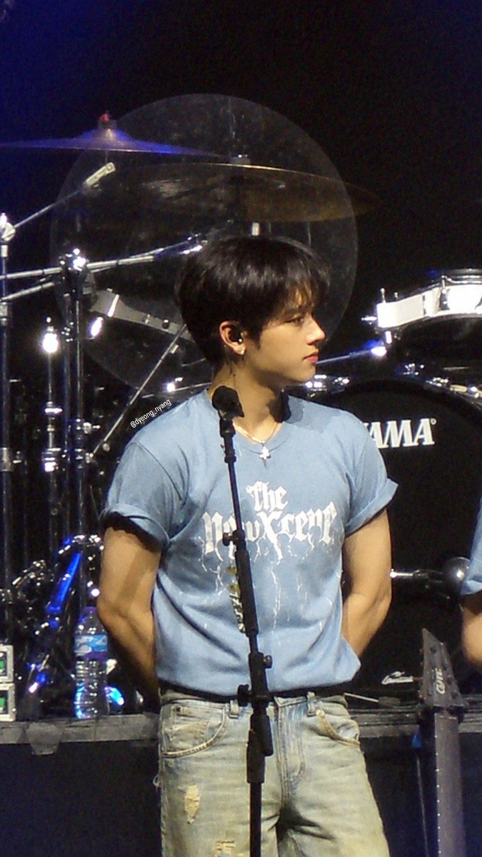 jungsu_cutiepie's tweet photo. 남자몸이이상하다 https://t.co/Rcpji4lTxR