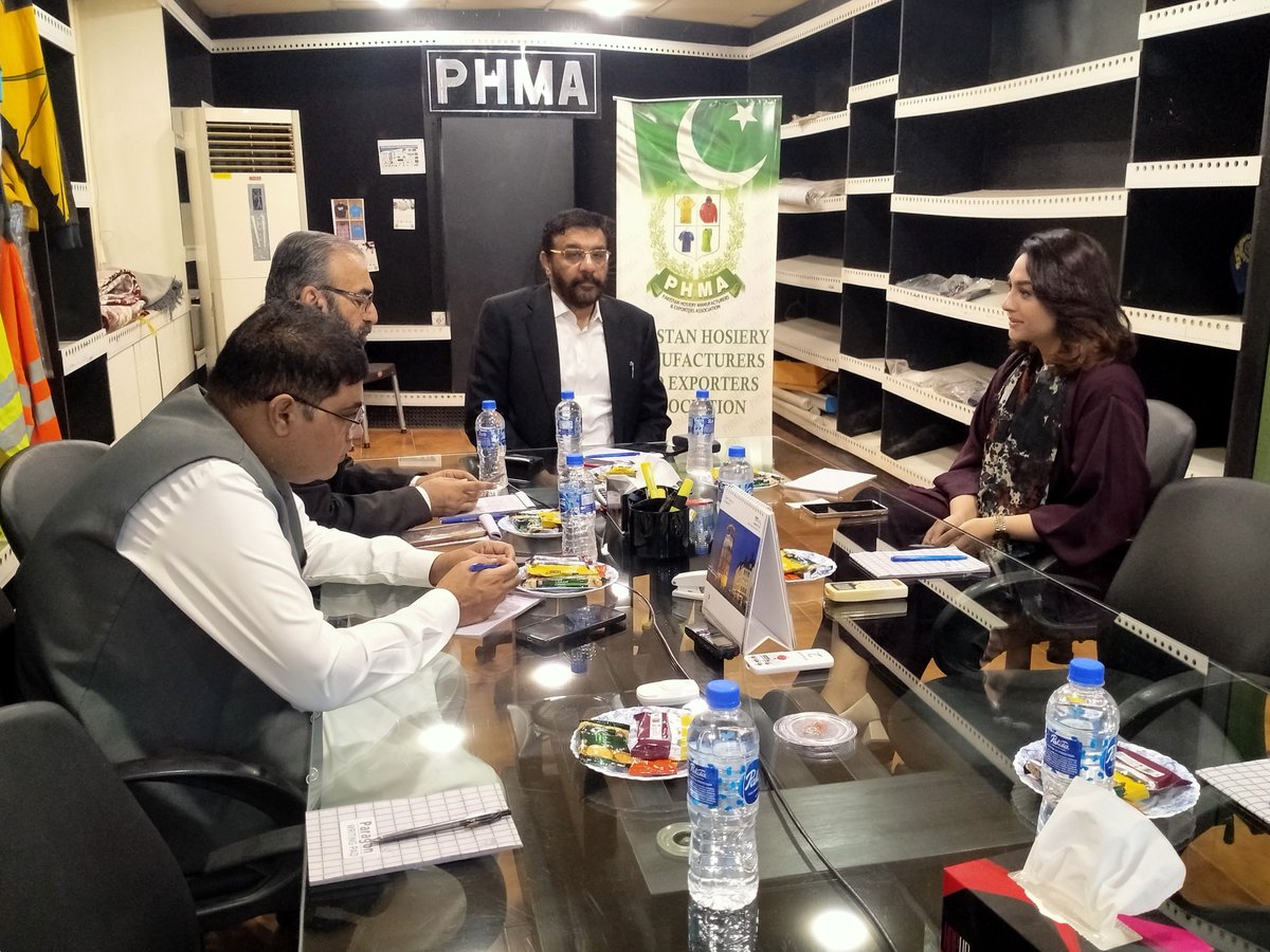 PHMAofficial's tweet photo. Dubai Chamber International Chief Representative to Pakistan Ms Abeer Saleem Gul called on Pakistan Hosiery Manufacturers &amp; Exporters Association (PHMA) Office Bearers at PHMA House Karachi to apprise about the Dubai Chambers &amp; their Country Office (Pakistan) activities. https://t.co/cwVnbNFo8s