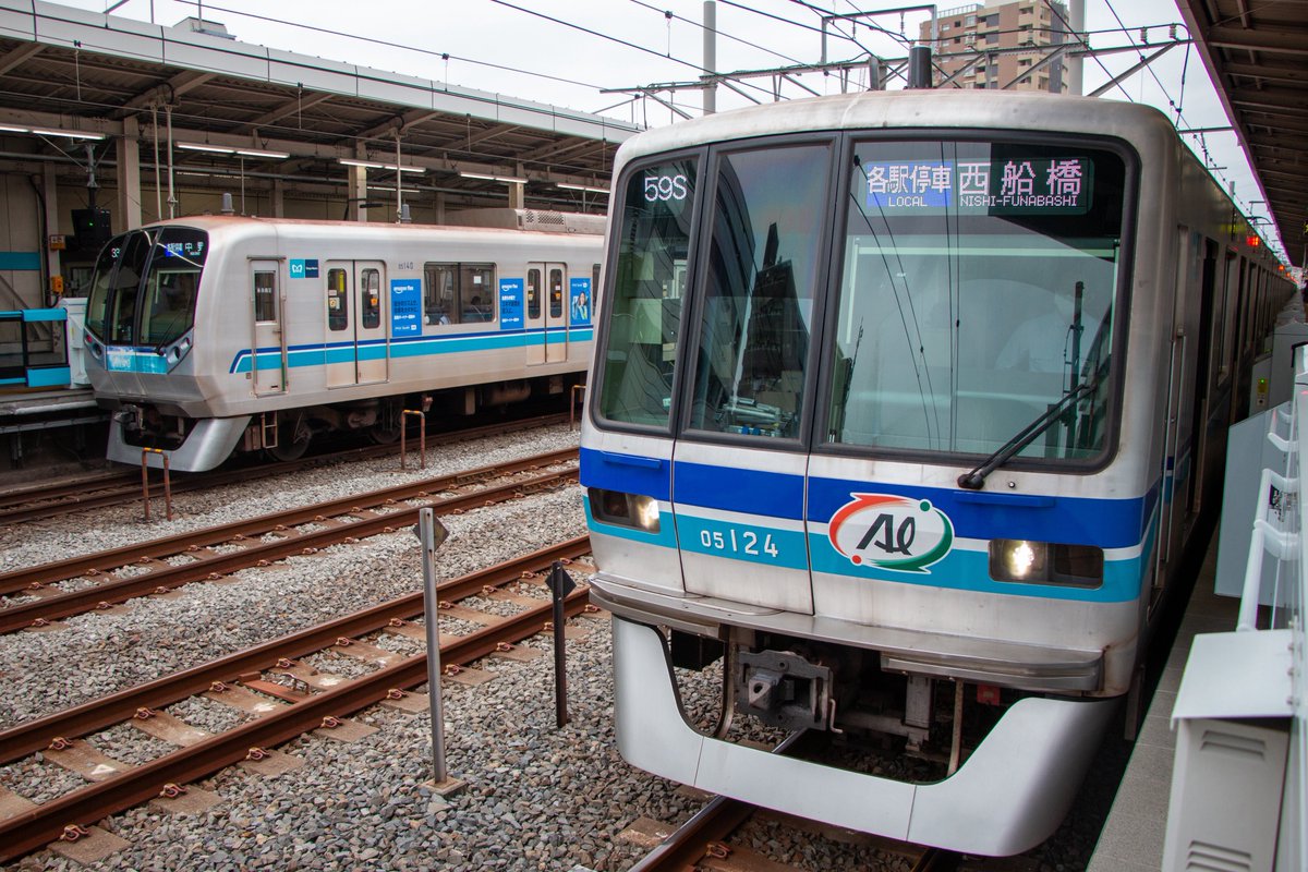 Z5Gh0's tweet photo. 5月31日の15S運用で運行を終了した東西線05-140Fに施されていた「amazon flex」ラッピング列車。
約1ヶ月間東西線を楽しませてくれました。 https://t.co/BMaItKimgb