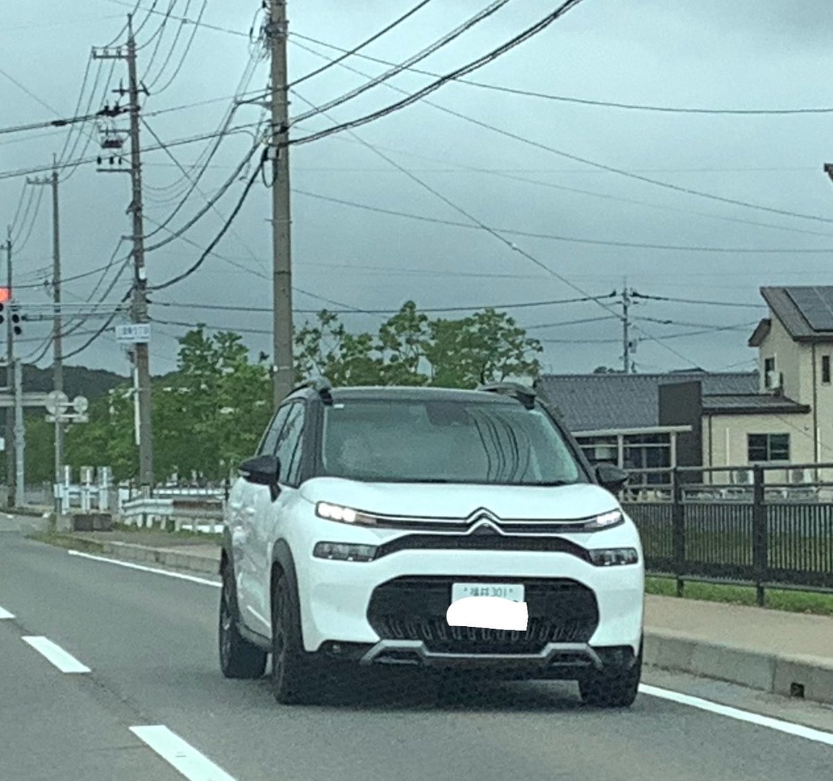 AMI_M35's tweet photo. 本日のシトロエン
-C4グランドピカソⅡ
-C3Ⅱ
-C3エアクロス
-ベルランゴⅢ

北陸なので引きが強かったです
普段使いにされるシトロエンがはつらつとしているようにみえる https://t.co/rpYINESQMz