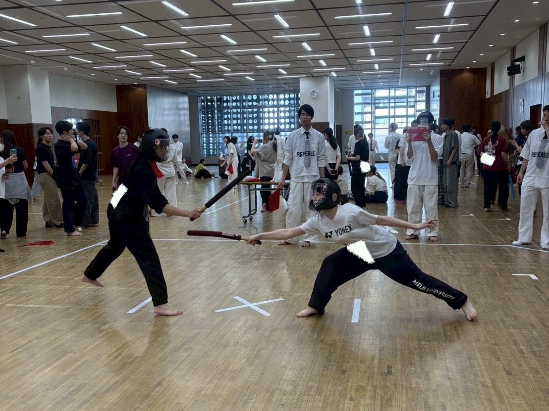 MeijiChanbara's tweet photo. 5月31日に関東新人プレ大会が行われました！
初めての大会に緊張しながらも、一人ひとりが全力で挑むことができました🔥⚔️
大会を通して多くの学びや課題を得ることができたと思います！次の大会に向けて、みんなで練習に励んでいきましょう！✨

#スポーツチャンバラ
#スポチャン
#明治大学 https://t.co/noN0l7H6qq