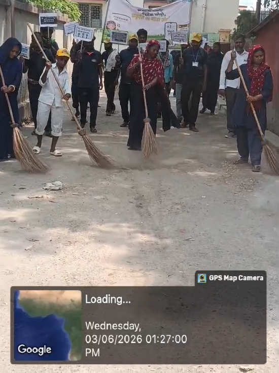 SpjEnhm's tweet photo. Today on date 03.06.26 under WED-26, "Cleanliness drive and environmental awareness campaign held today at Samastipur Railway Station to promote a cleaner, greener environment. #CleanIndia #GreenEnvironment #MissionLiFE #SwachhBharat #GoGreen #LifestyleForEnvironment https://t.co/ce1zoEAp7s