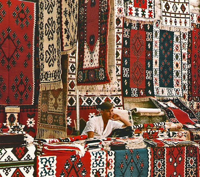 YugoslavVisuals's tweet photo. Split, 1980s. https://t.co/b1QlFBjgTr