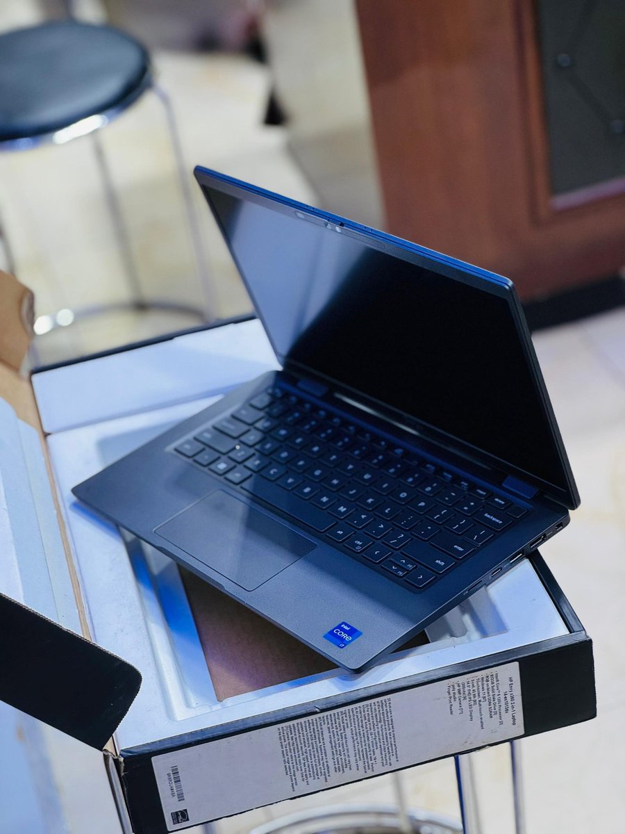 kyeruphiona's tweet photo. Its UGX 1,400,000shs 
Dell latitude 7420 
11th Generation 
Intel core i5
16GB RAM 
256GB SSD
RAeach out to us via;https://t.co/LwAFDX2waB https://t.co/iObLaYiCVA