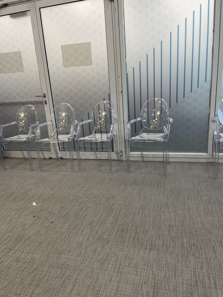 bnhall's tweet photo. Flying @AmericanAir Flagship from Athens, this is the lounge - skip it. https://t.co/jKi2tOpaOR