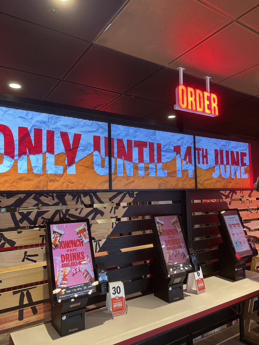 SanchezOnTour's tweet photo. Very disappointed to go order my favourite meal but they advise you dont sell anymore. Why still advertise in store? @KFC_UKI_Help @KFC_UKI https://t.co/PF5Nlfibm5